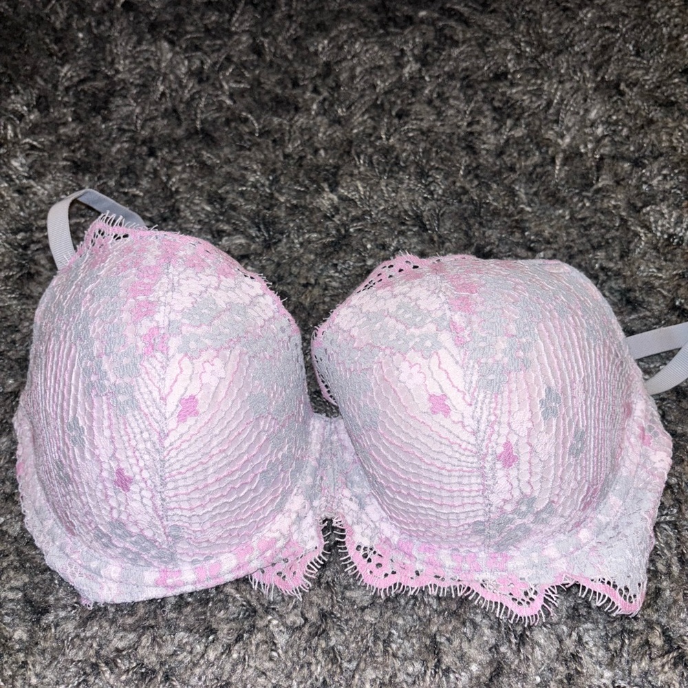 Victoria's Secret Lace Bra - Pink & White